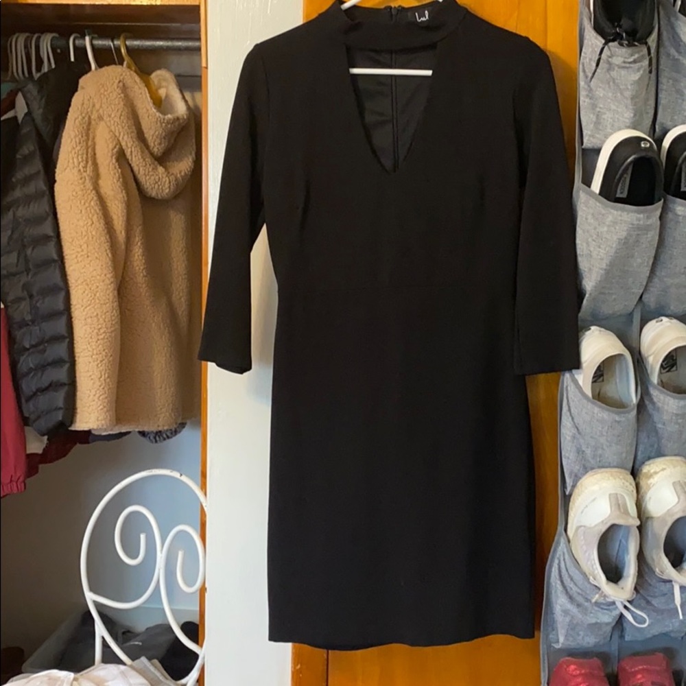 Lulu’s black quarter sleeve dress
